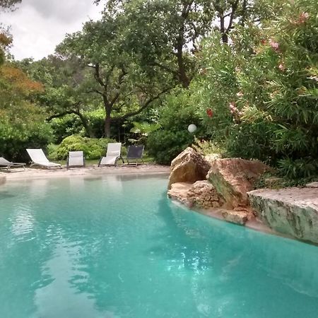 La Bousquatiere Bed & Breakfast Piolenc Dış mekan fotoğraf