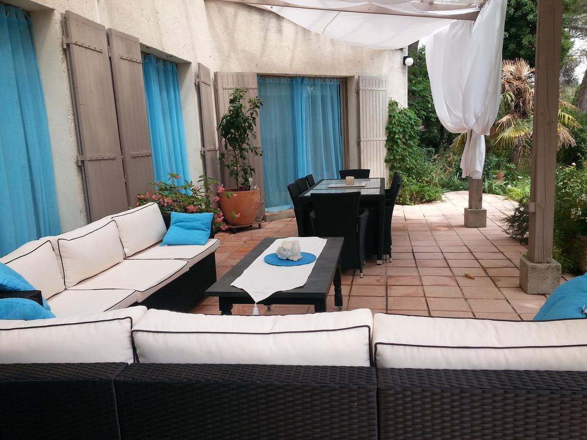 La Bousquatiere Bed & Breakfast Piolenc Dış mekan fotoğraf
